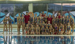 El Sincronizada Morvedre recibe la visita de dos nadadoras de la selección española